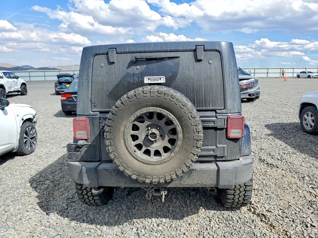 2016 JEEP WRANGLER UNLIMITED SAHARA photo 11
