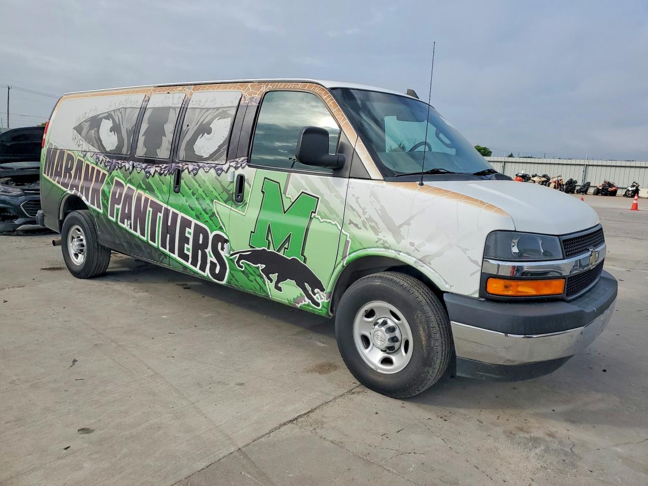2018 CHEVROLET EXPRESS G3500 LS photo 7