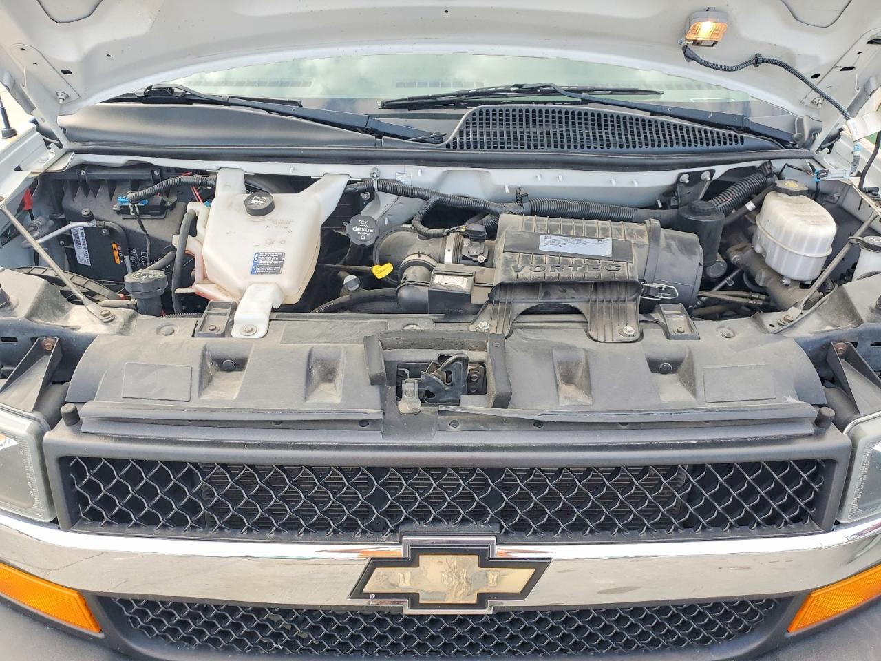 2018 CHEVROLET EXPRESS G3500 LS photo 23