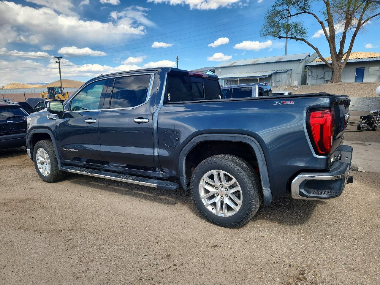 2020 GMC SIERRA K1500 SLT photo 4