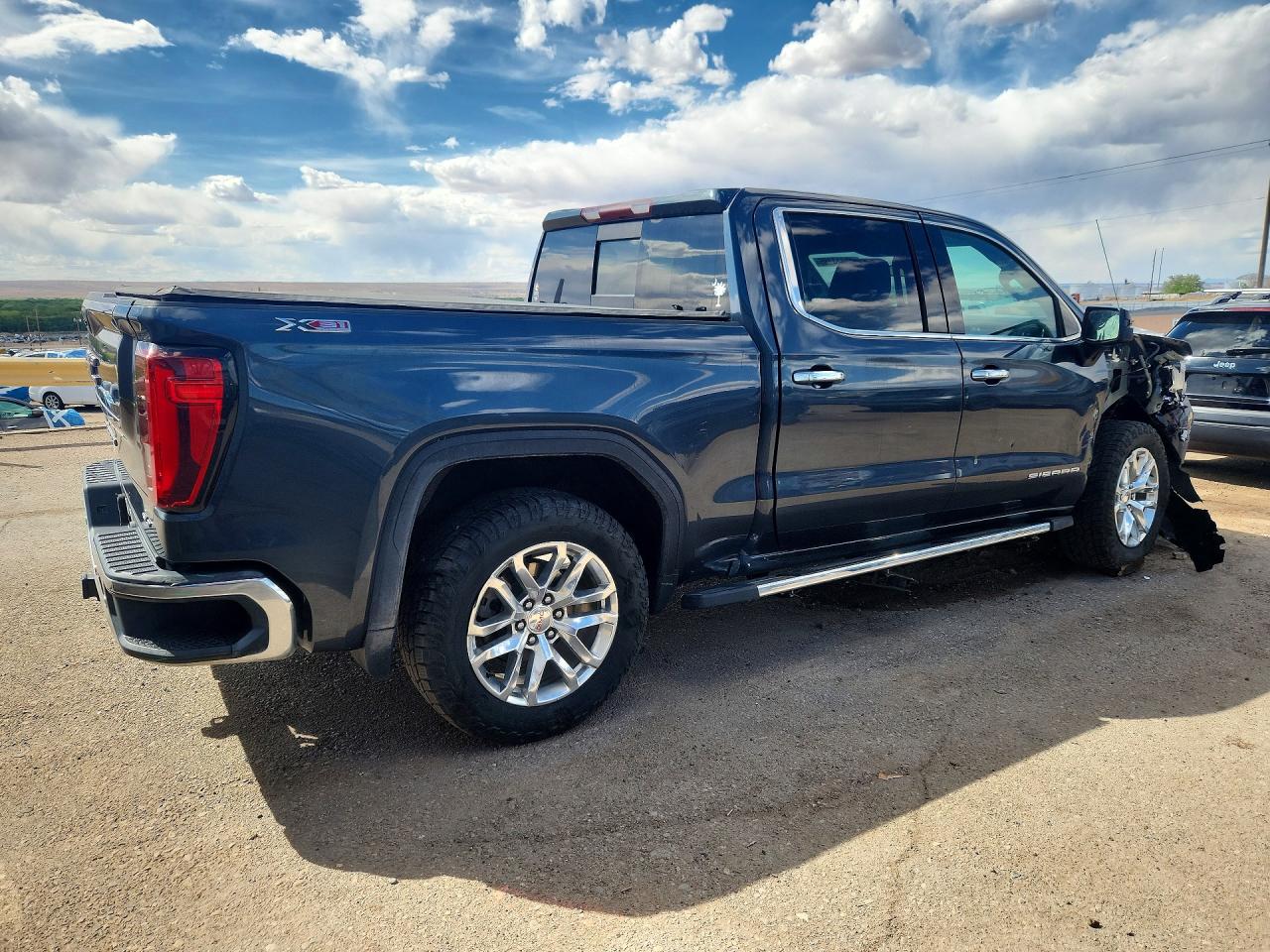 2020 GMC SIERRA K1500 SLT photo 7