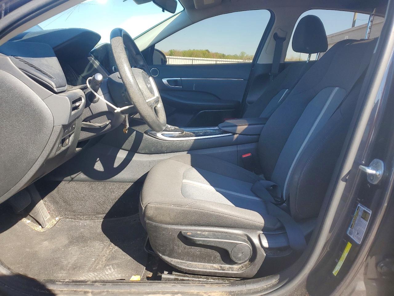 2020 HYUNDAI SONATA SE photo 7