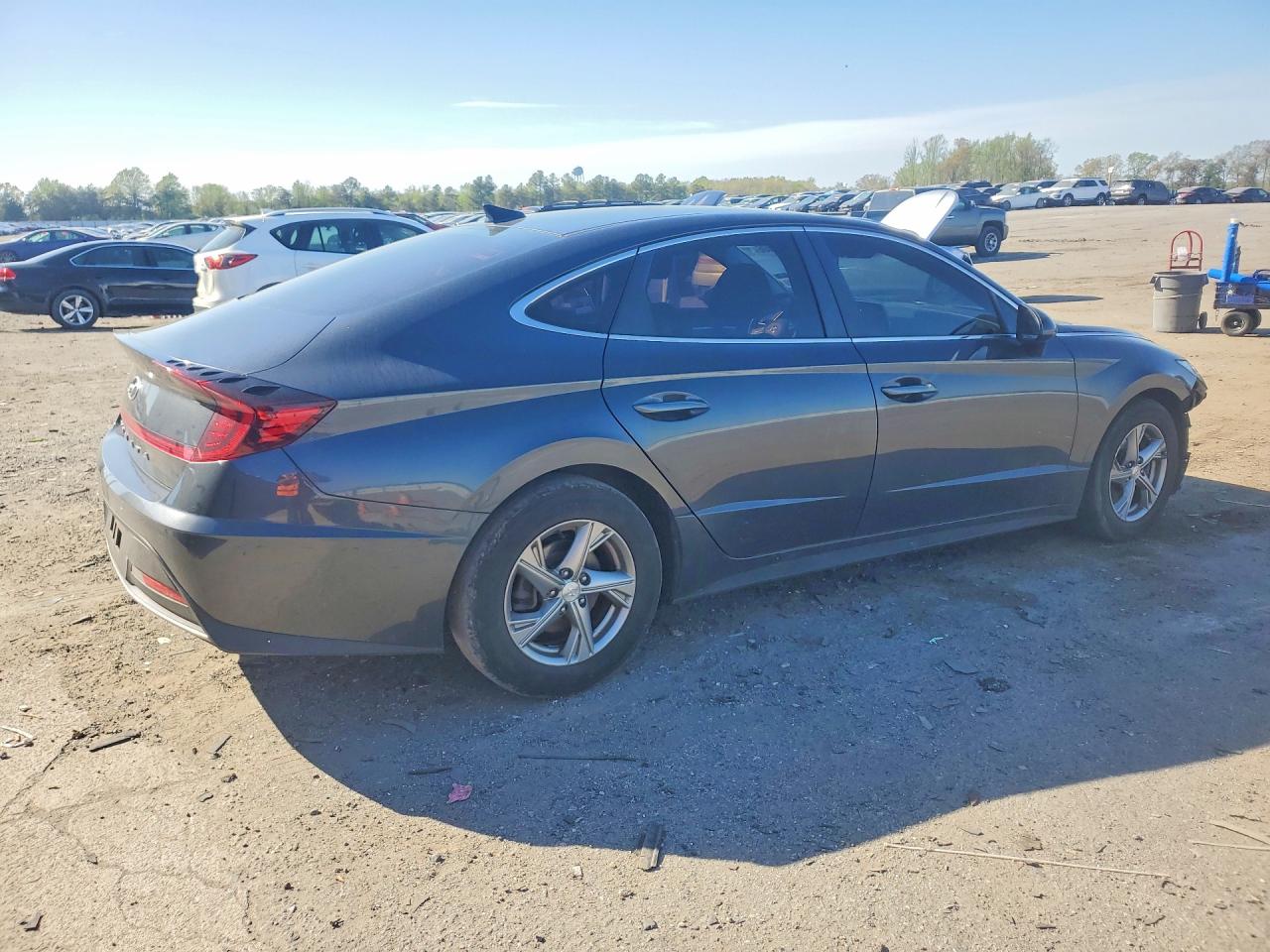 2020 HYUNDAI SONATA SE photo 3
