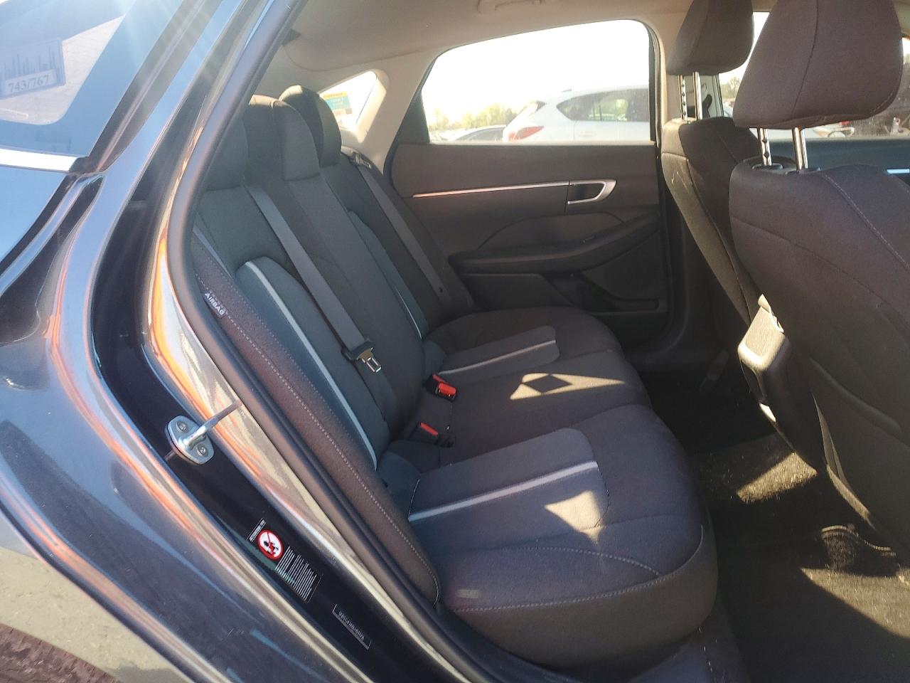 2020 HYUNDAI SONATA SE photo 10