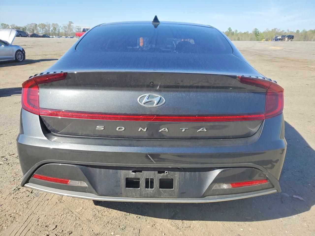 2020 HYUNDAI SONATA SE photo 6