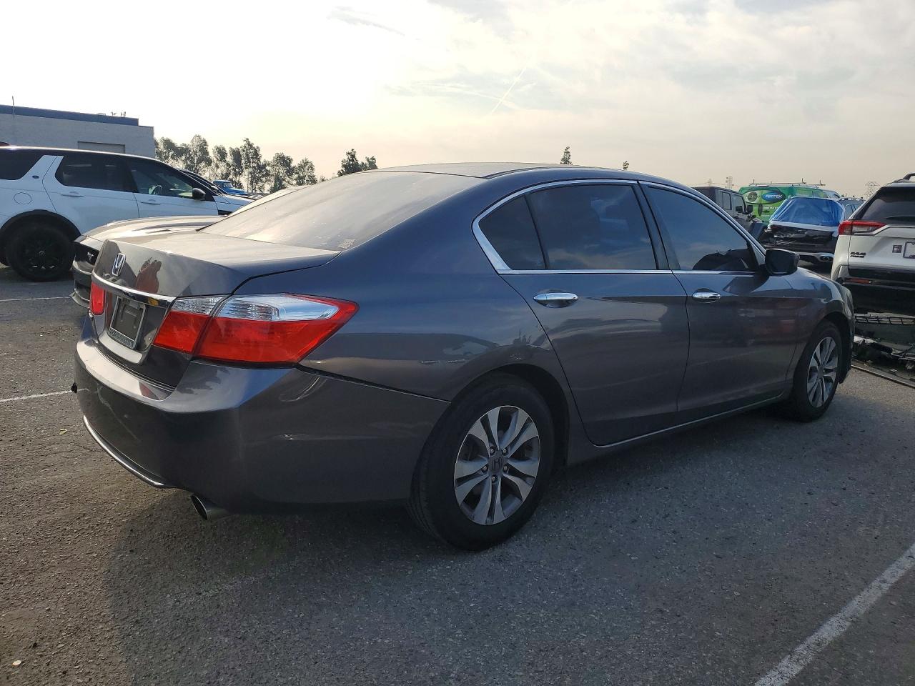 2015 HONDA ACCORD LX photo 5