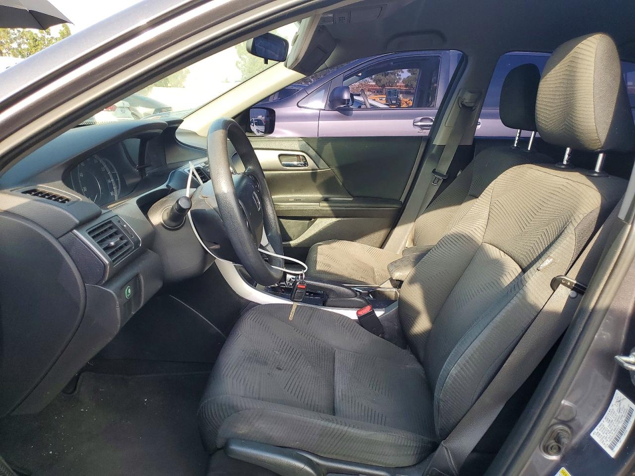 2015 HONDA ACCORD LX photo 13