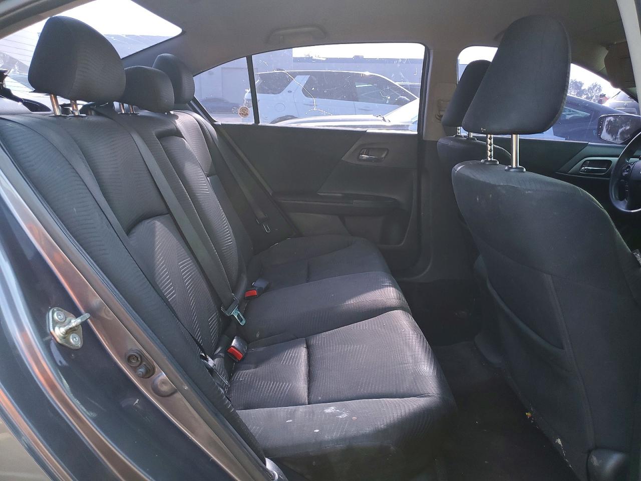 2015 HONDA ACCORD LX photo 19