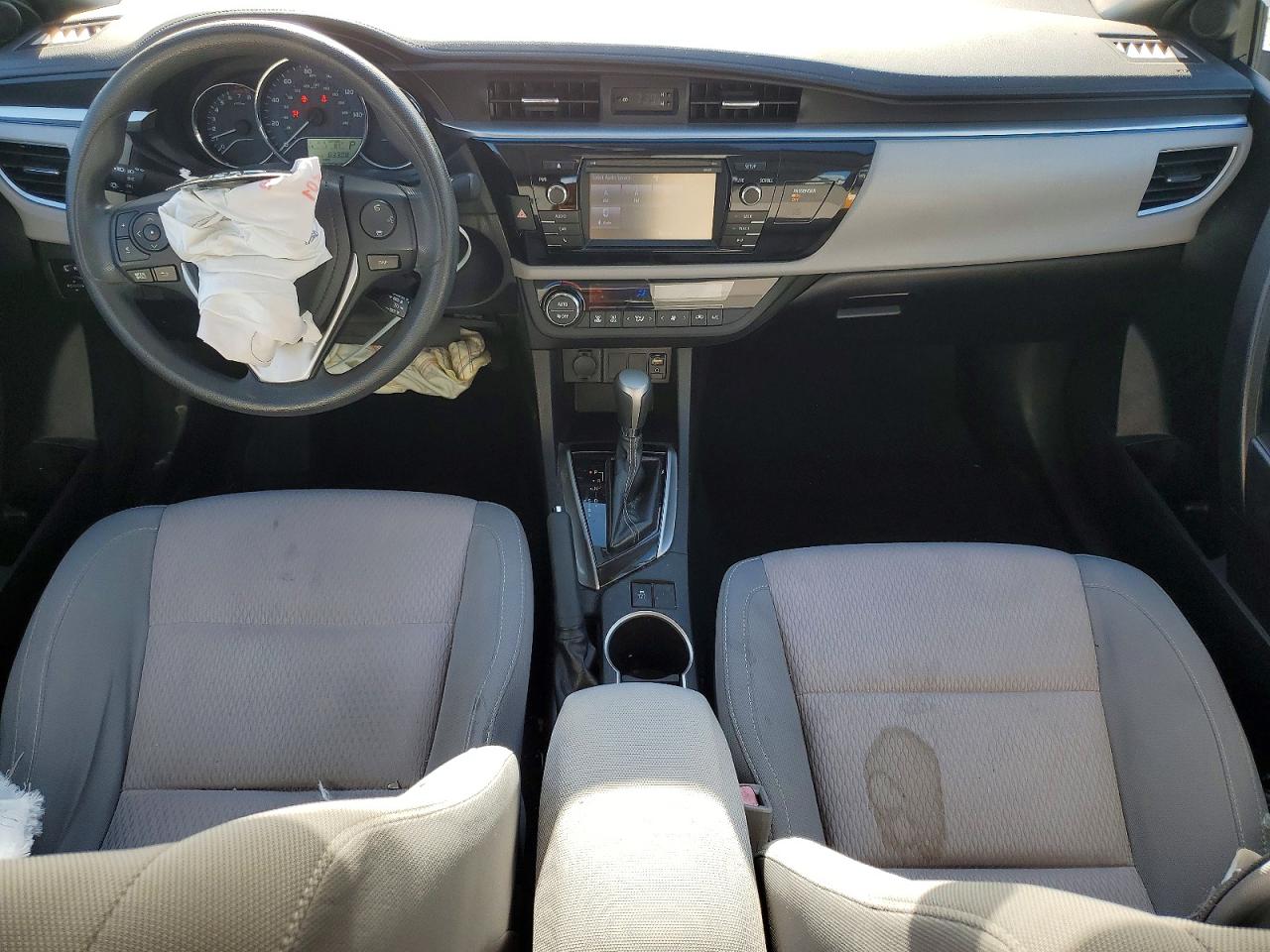 2015 TOYOTA COROLLA LE photo 22