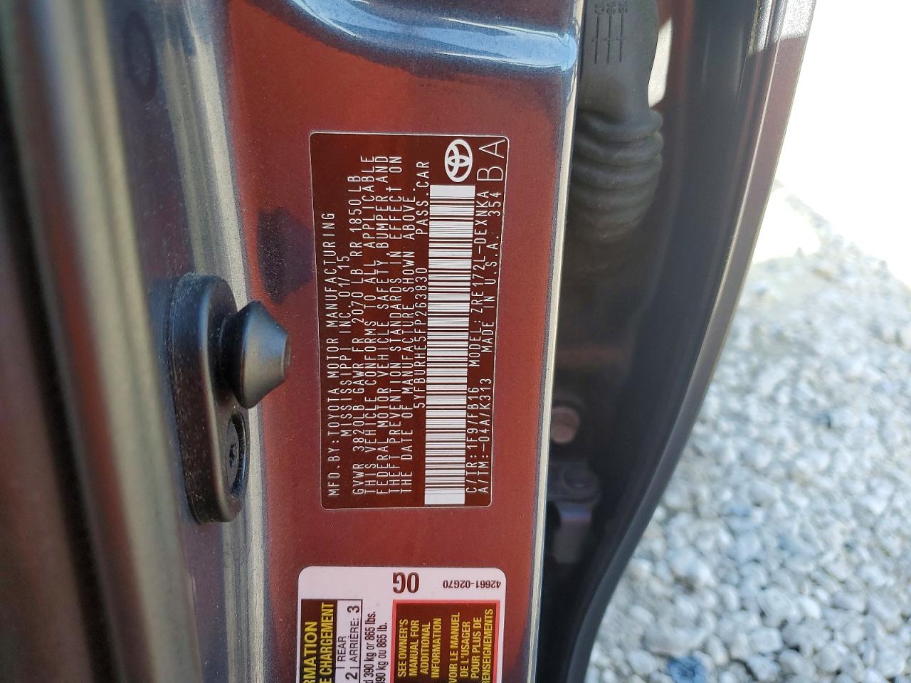 2015 TOYOTA COROLLA LE photo 34