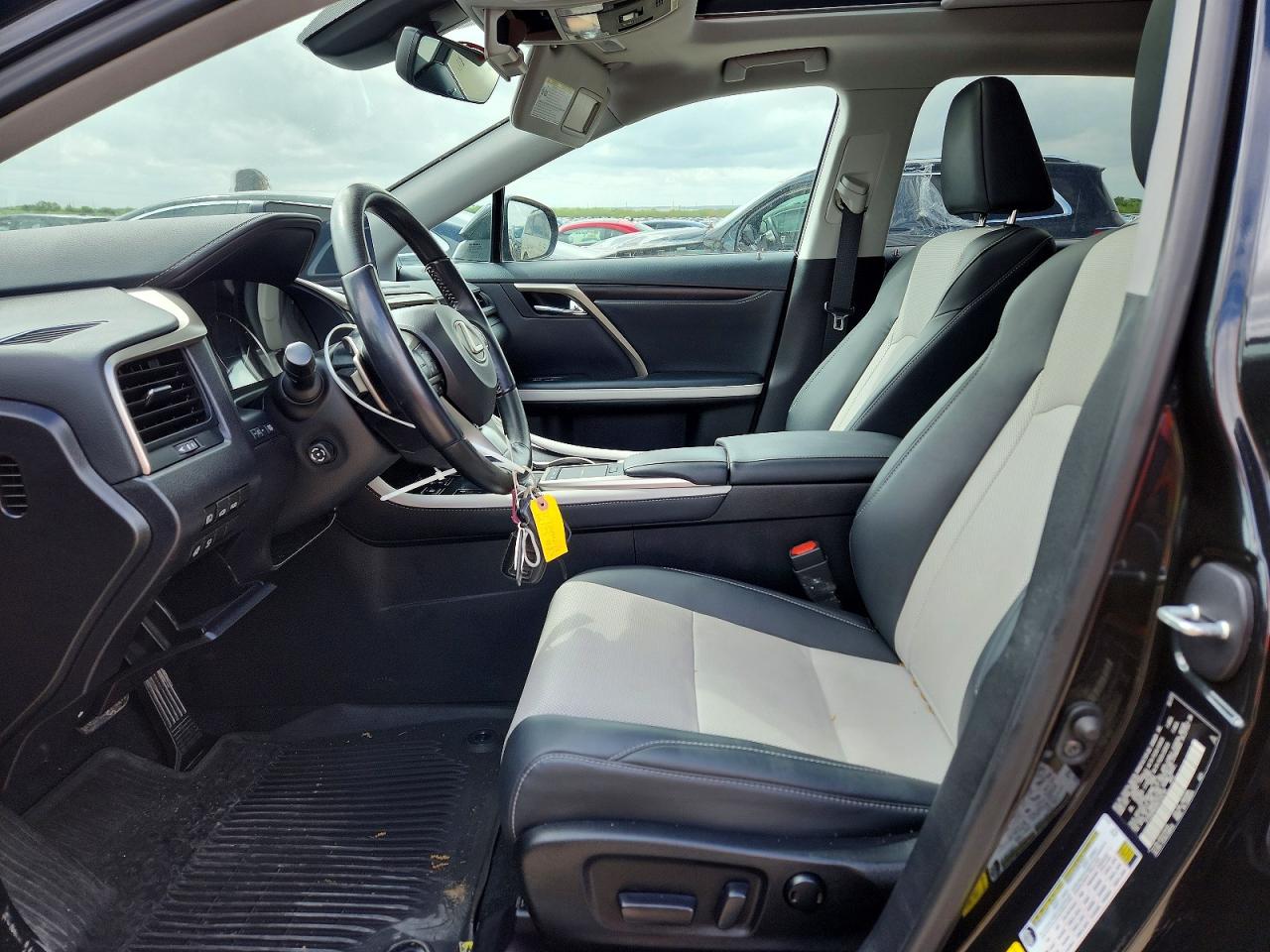 2022 LEXUS RX 350 photo 13
