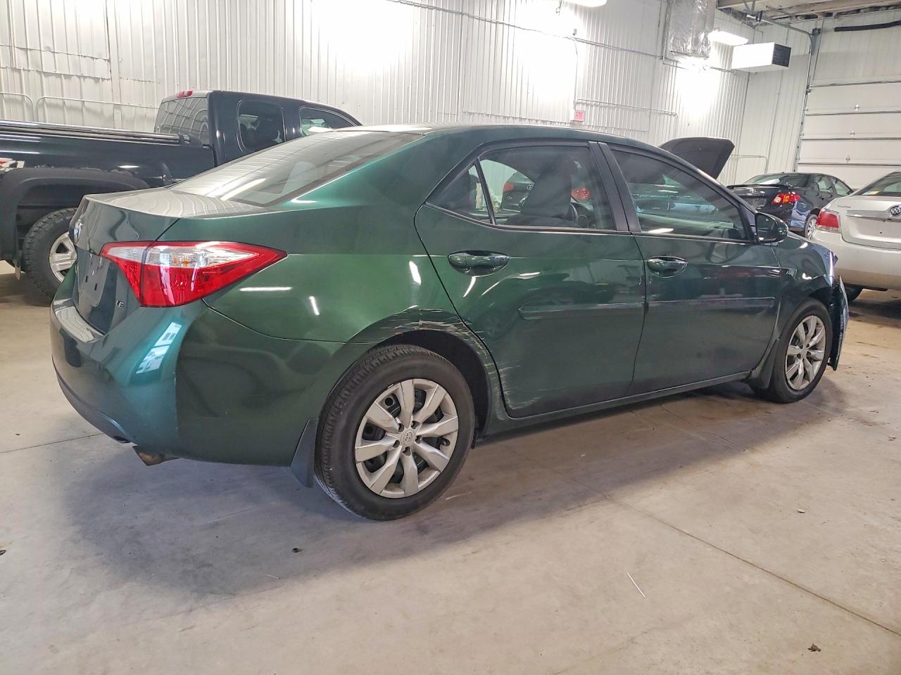 2015 TOYOTA COROLLA LE photo 5