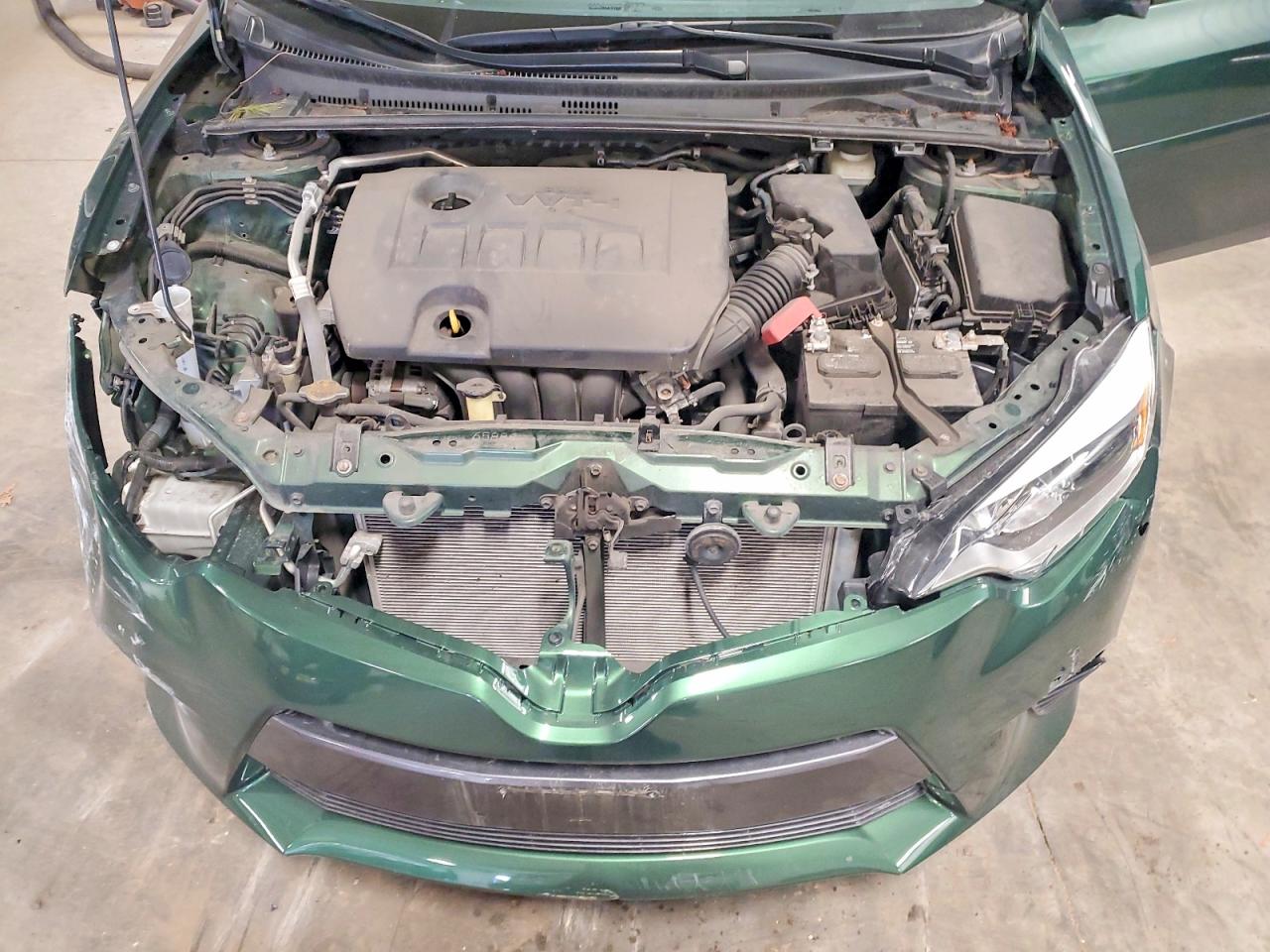 2015 TOYOTA COROLLA LE photo 21