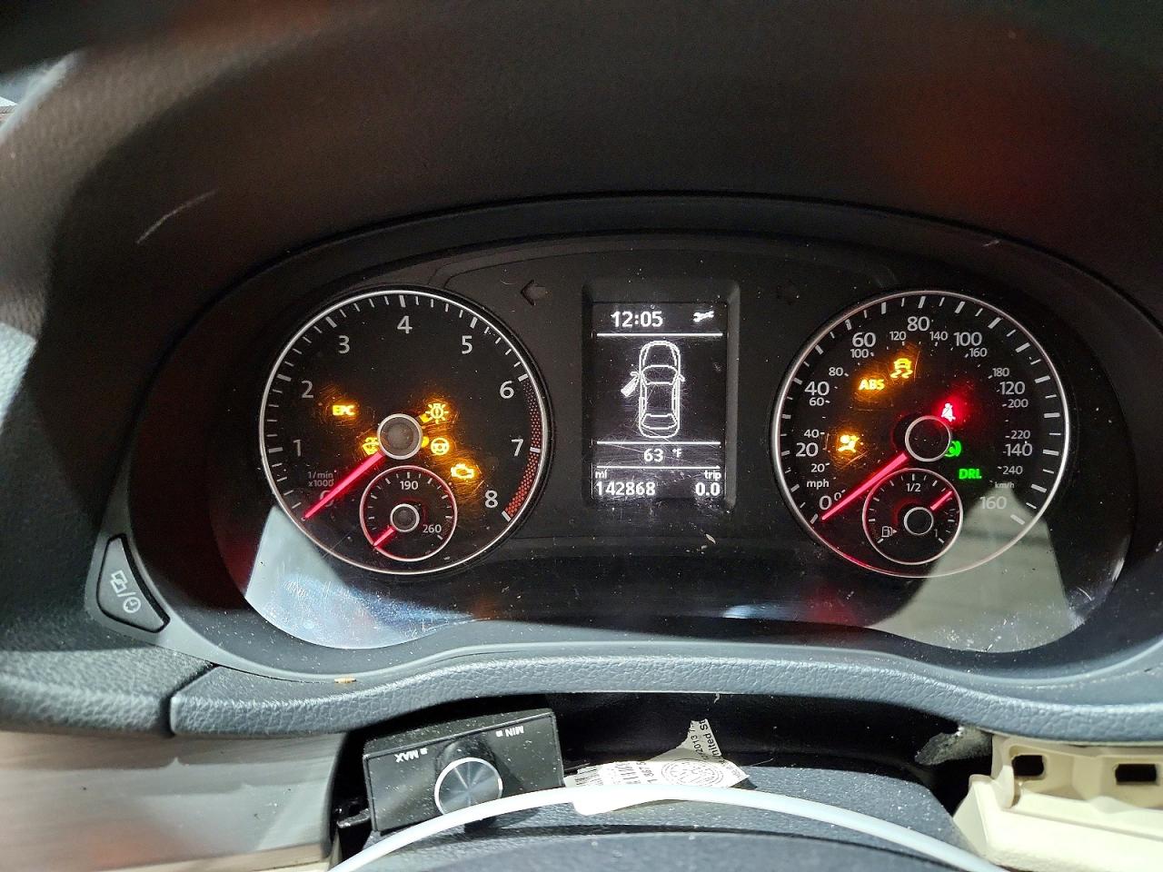 2014 VOLKSWAGEN PASSAT SE photo 17