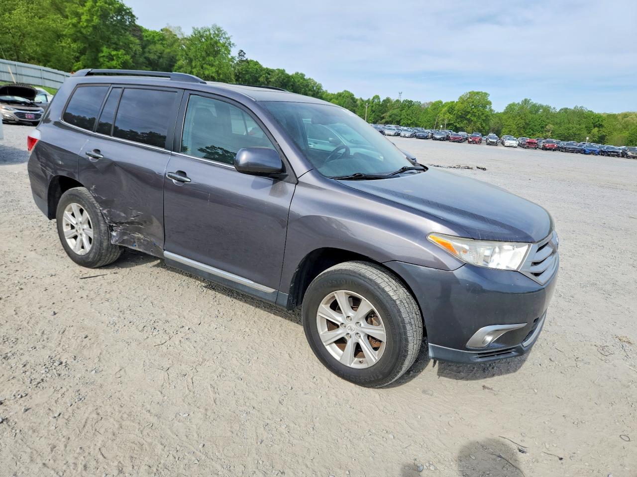 2011 TOYOTA HIGHLANDER SE photo 4
