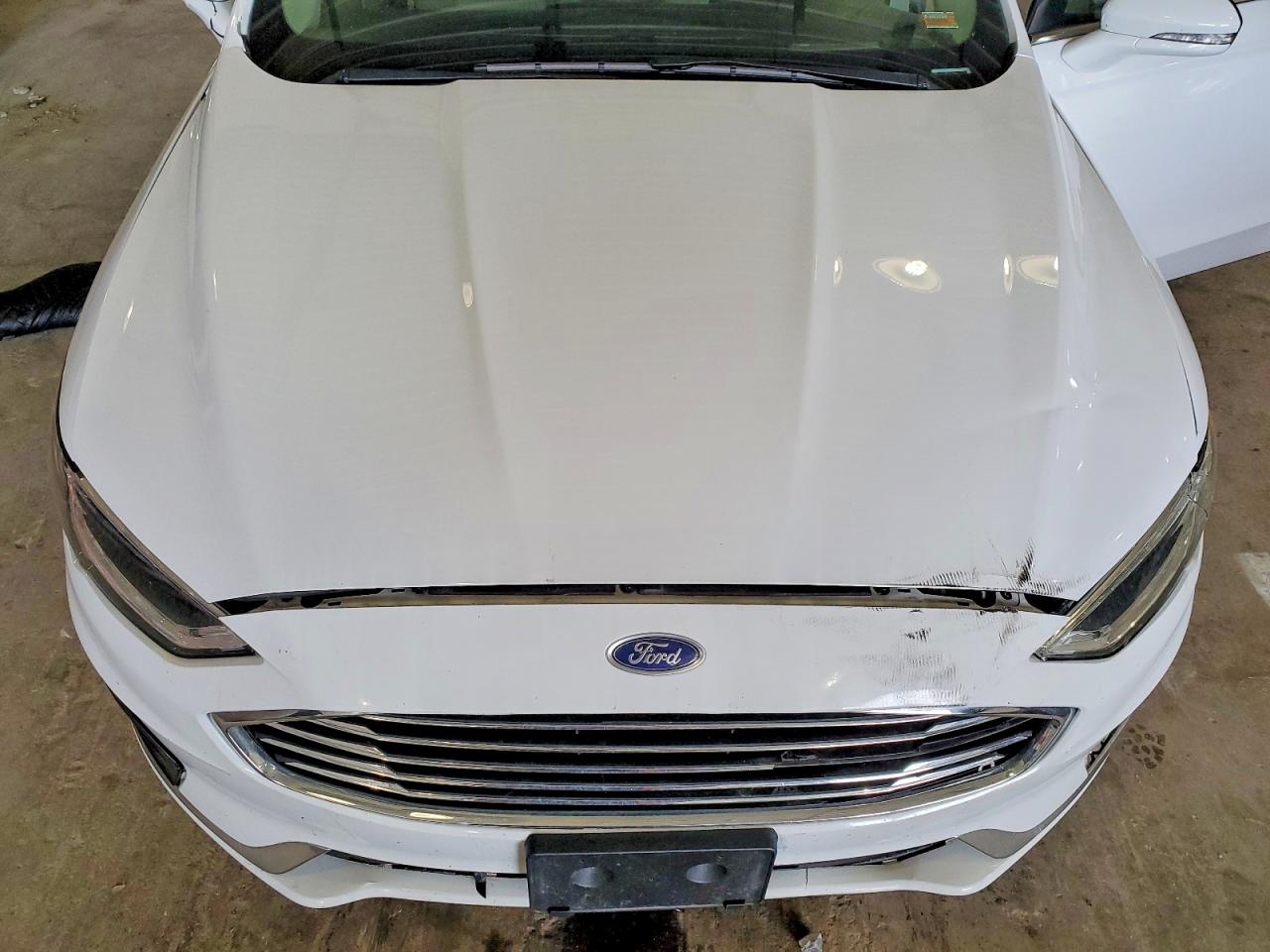 2020 FORD FUSION SEL photo 31