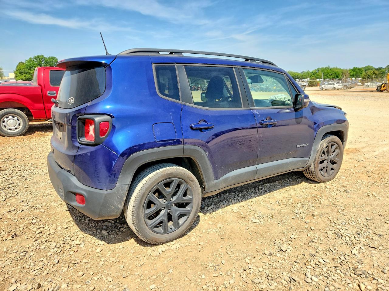 2019 JEEP RENEGADE LATITUDE photo 7