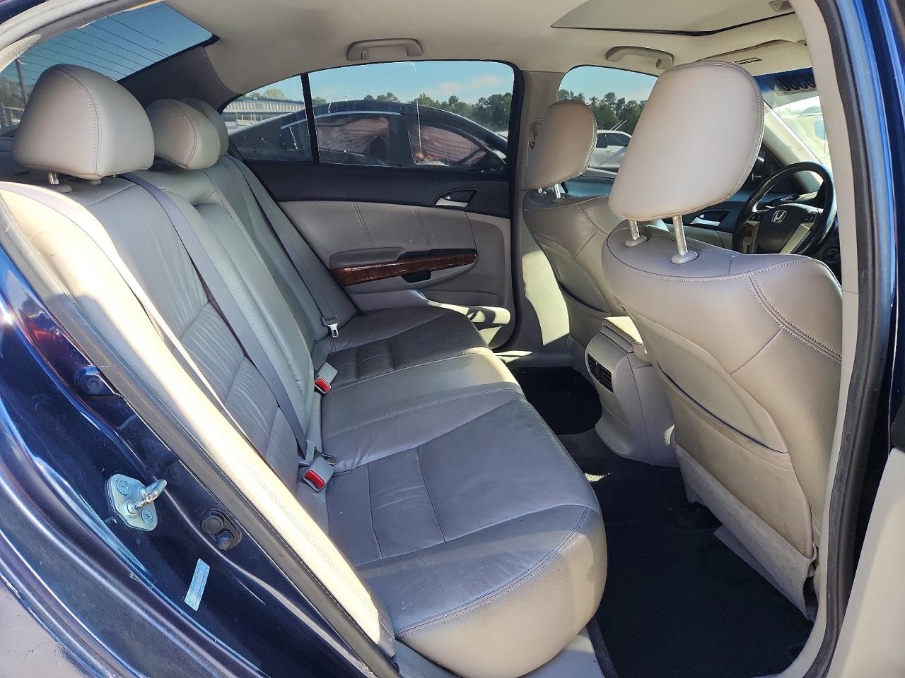 2011 HONDA ACCORD EXL photo 19