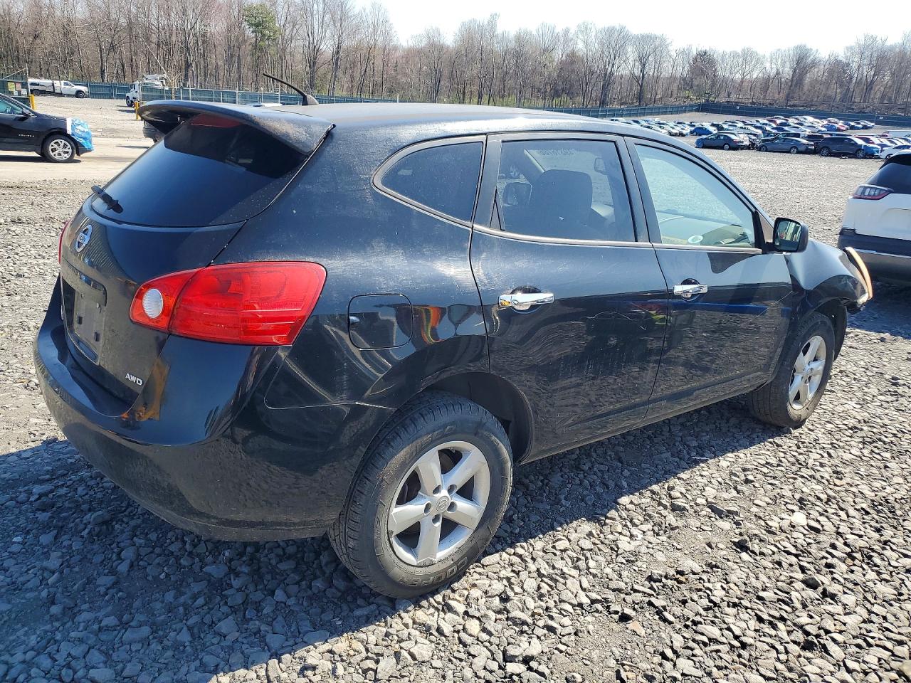 2010 NISSAN ROGUE S photo 5