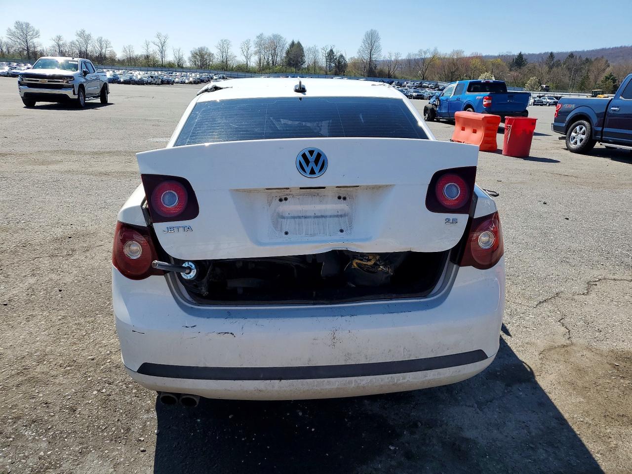 2009 VOLKSWAGEN JETTA SE photo 6
