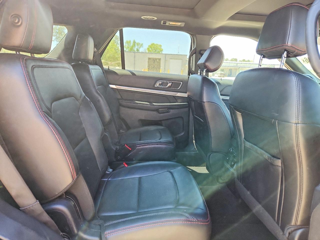 2017 FORD EXPLORER SPORT photo 31