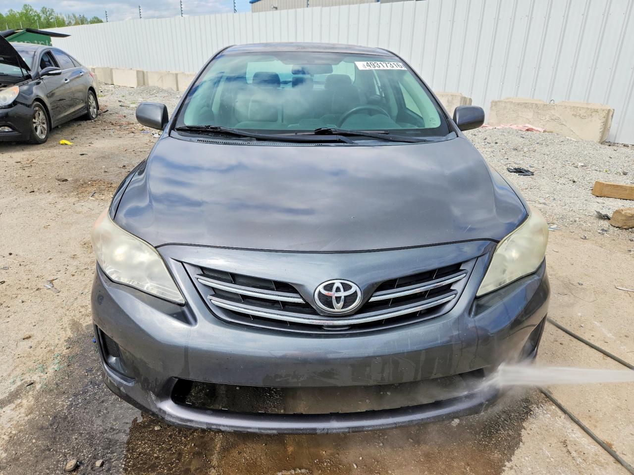 2013 TOYOTA COROLLA LE photo 13
