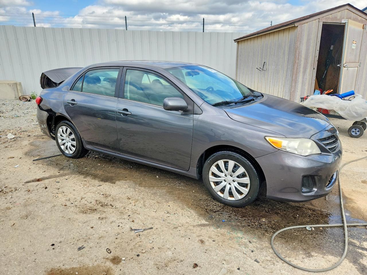 2013 TOYOTA COROLLA LE photo 10