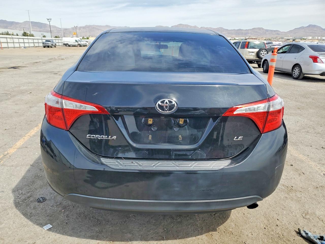 2016 TOYOTA COROLLA LE photo 6
