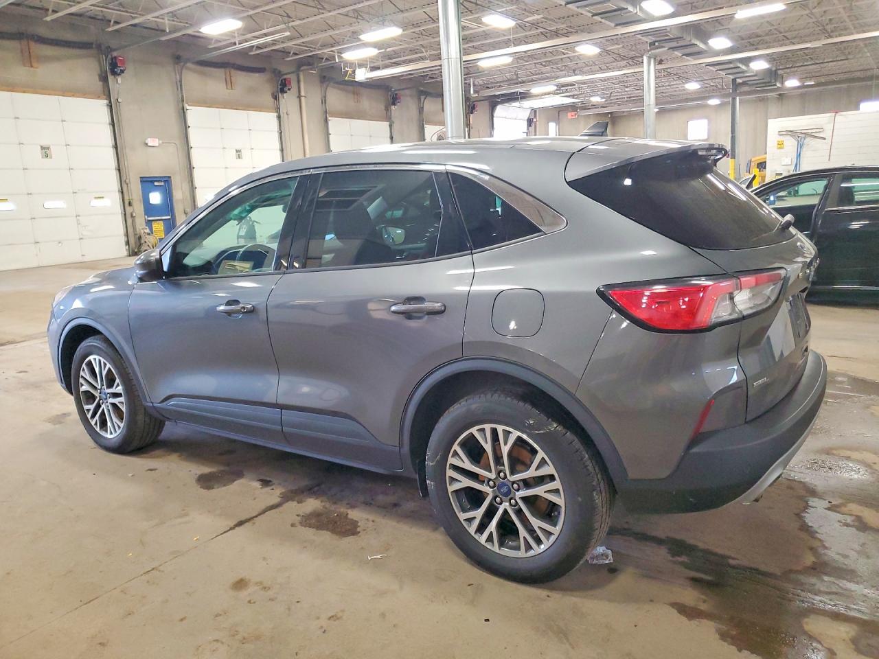 2022 FORD ESCAPE SEL photo 2