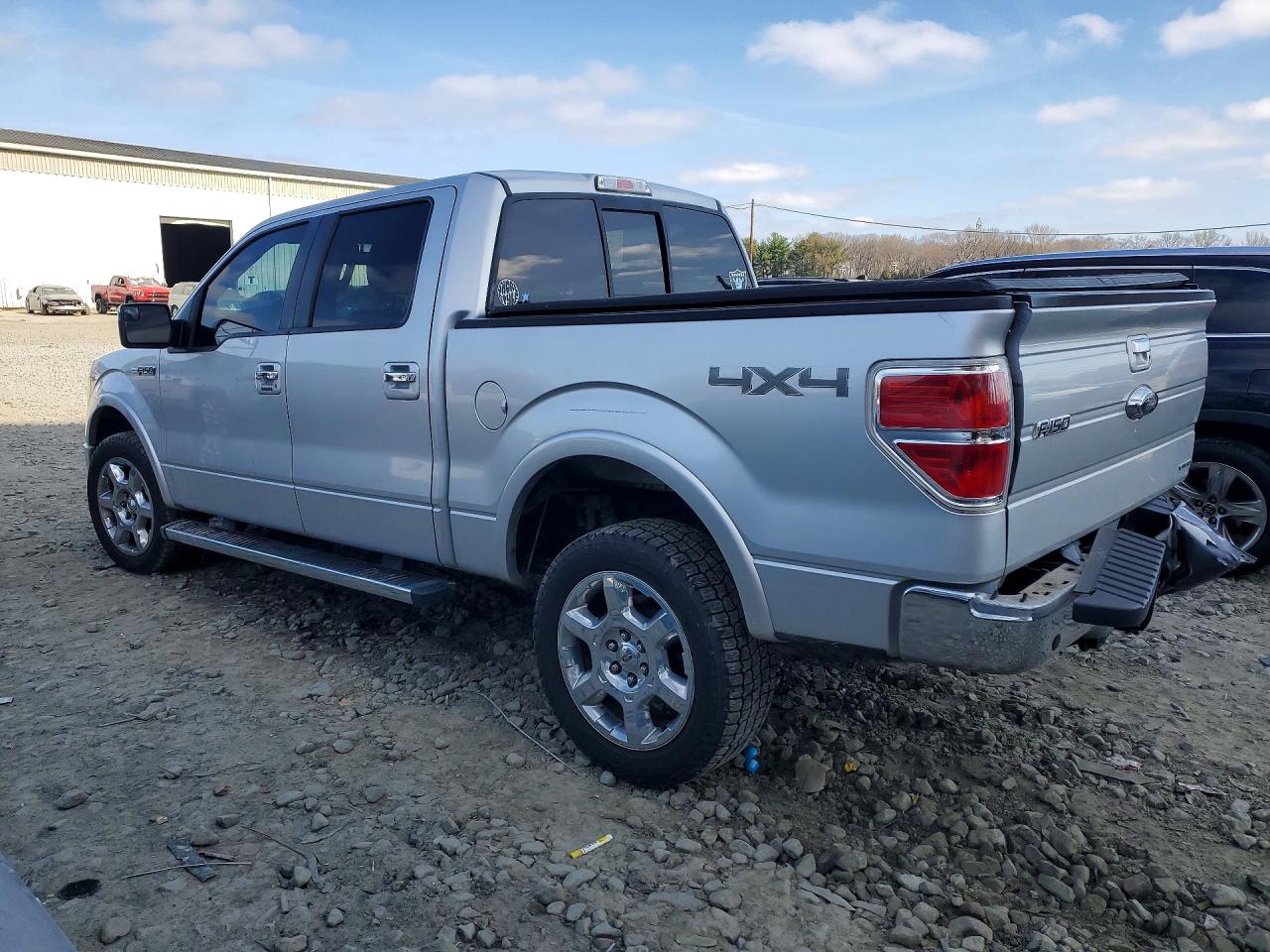2014 FORD F150 SUPERCREW photo 2