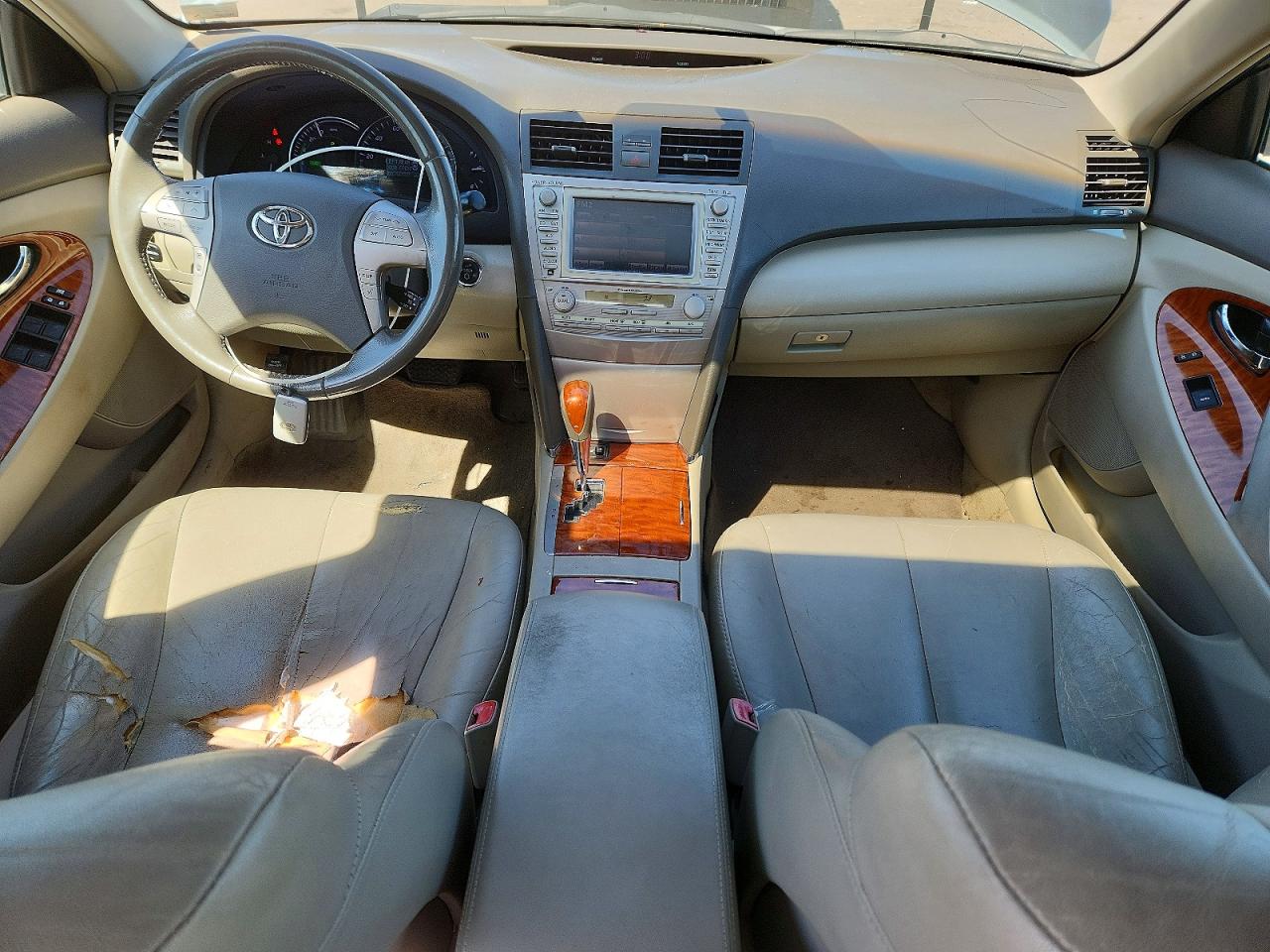 2010 TOYOTA CAMRY HYBRID photo 8