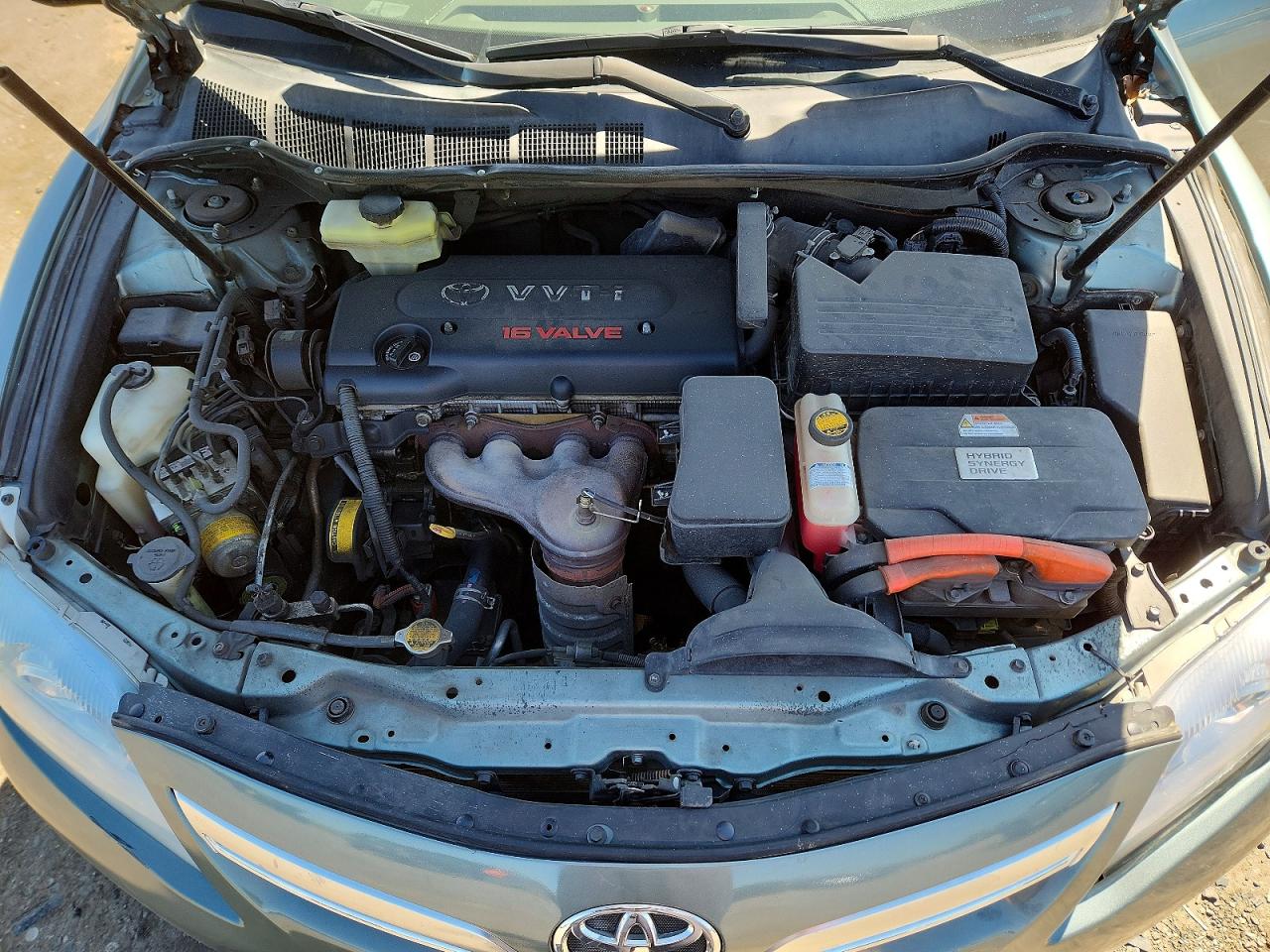 2010 TOYOTA CAMRY HYBRID photo 11