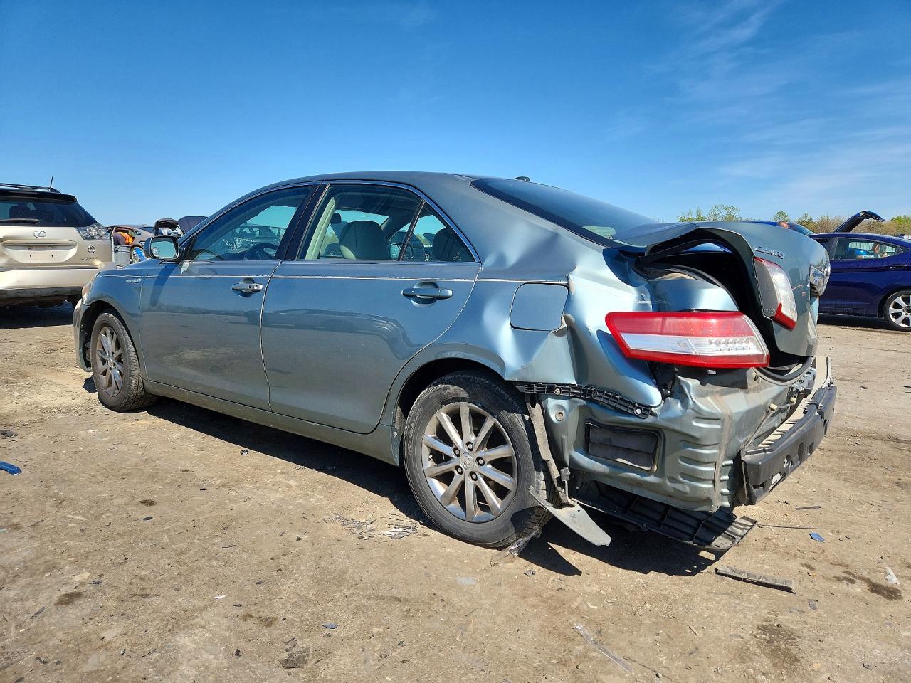 2010 TOYOTA CAMRY HYBRID photo 2