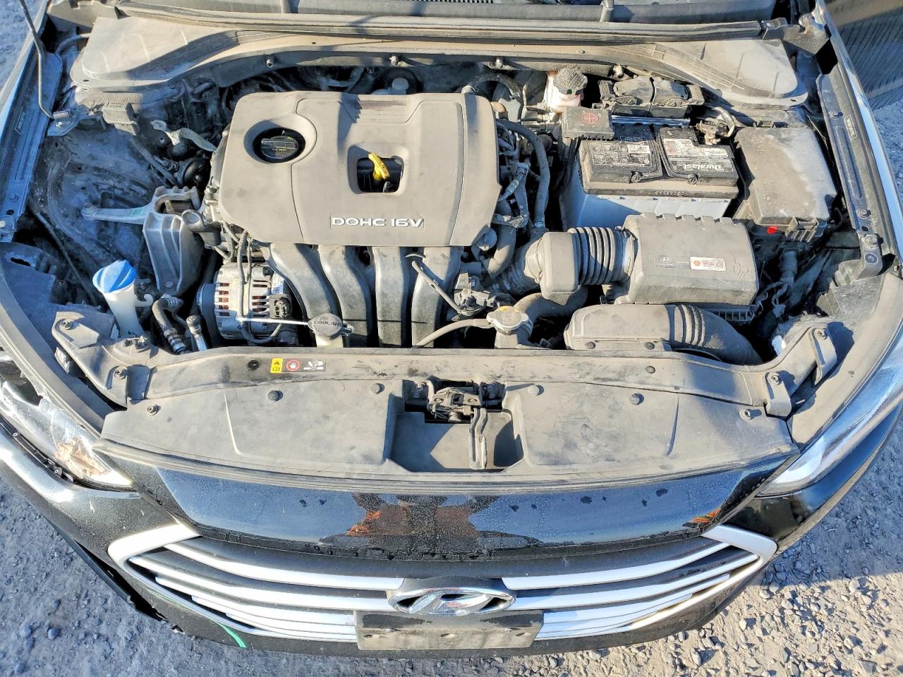 2018 HYUNDAI ELANTRA SEL photo 11