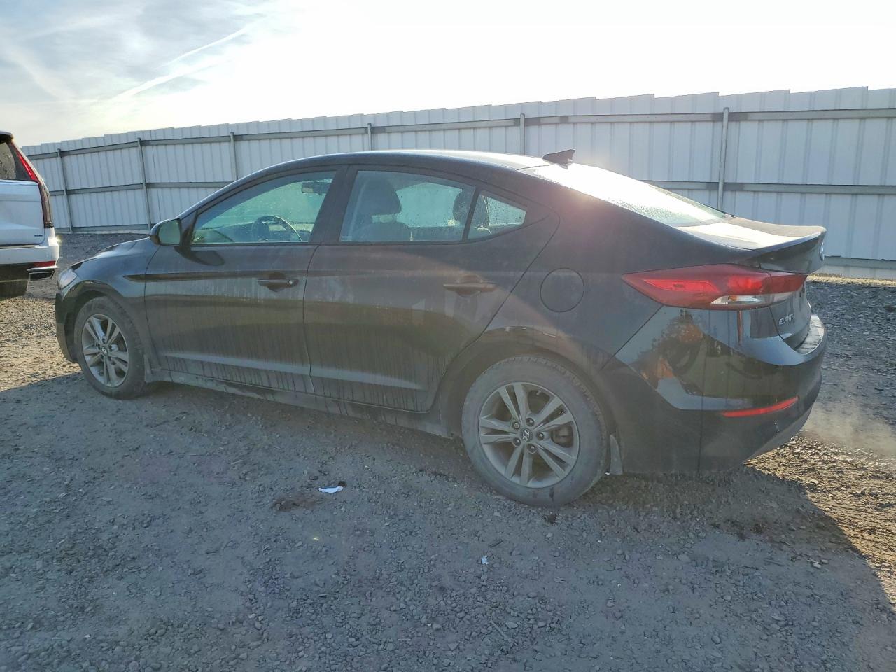 2018 HYUNDAI ELANTRA SEL photo 2