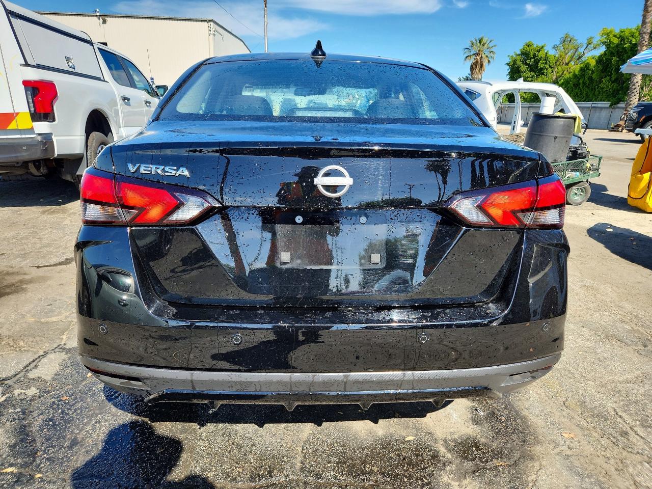2025 NISSAN VERSA SV photo 11