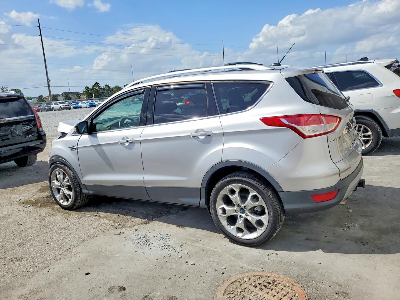 2015 FORD ESCAPE TITANIUM photo 2