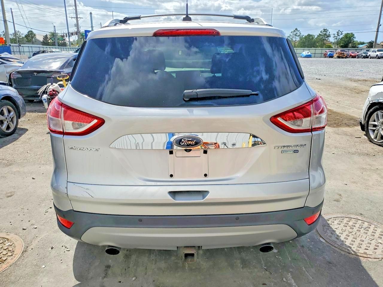2015 FORD ESCAPE TITANIUM photo 6