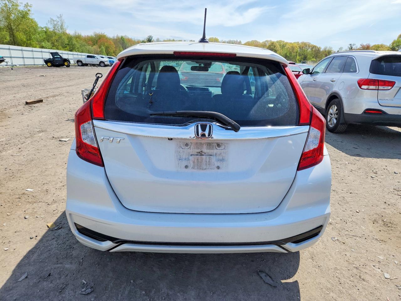 2019 HONDA FIT EX photo 16