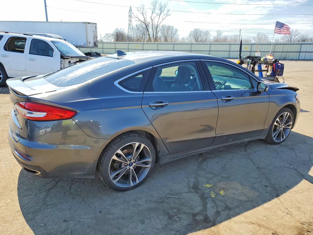 2019 FORD FUSION TITANIUM photo 3