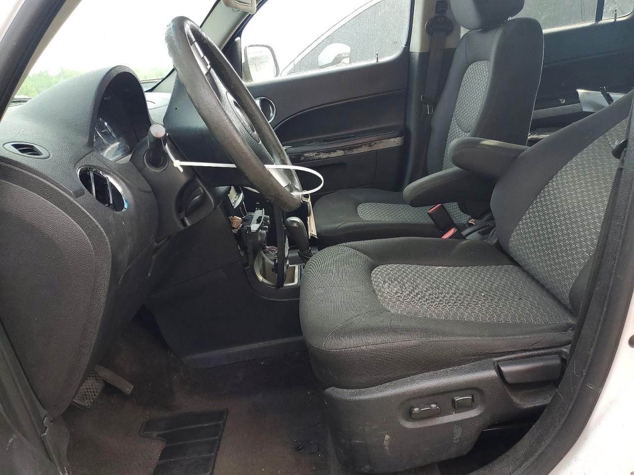 2011 CHEVROLET HHR LT photo 13