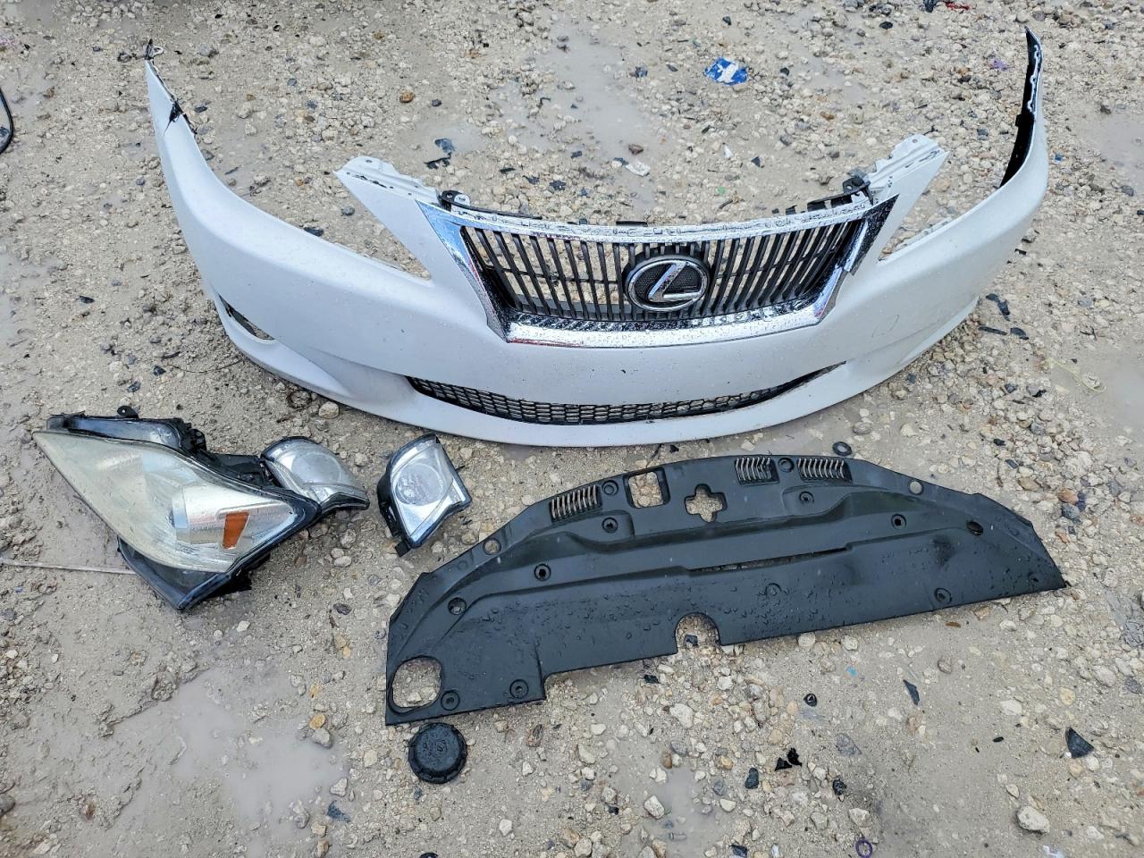 2009 LEXUS IS 350 photo 23