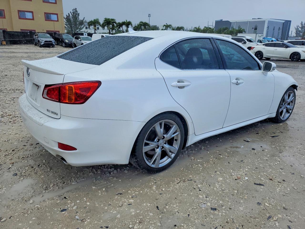 2009 LEXUS IS 350 photo 5