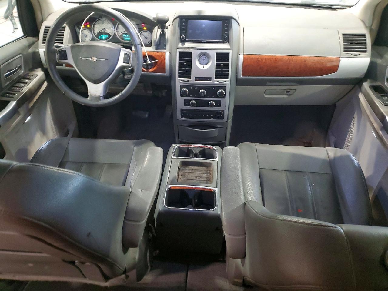 2008 CHRYSLER TOWN & COUNTRY TOURING photo 8