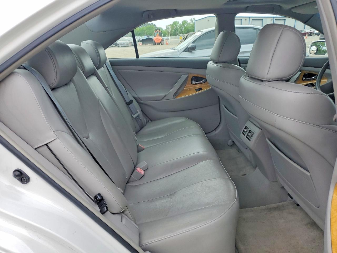 2007 TOYOTA CAMRY XLE V6 photo 19
