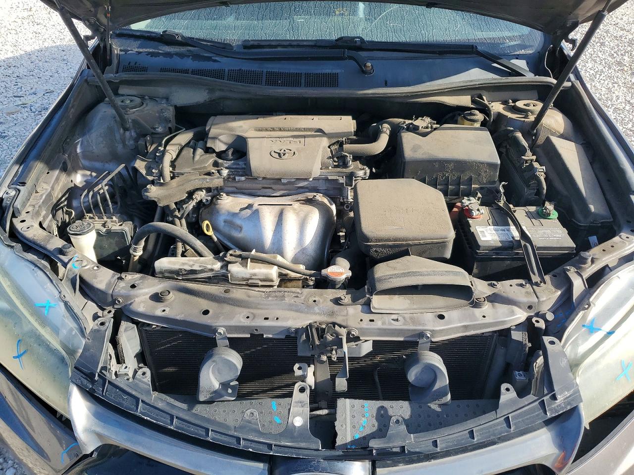 2016 TOYOTA CAMRY SE photo 11