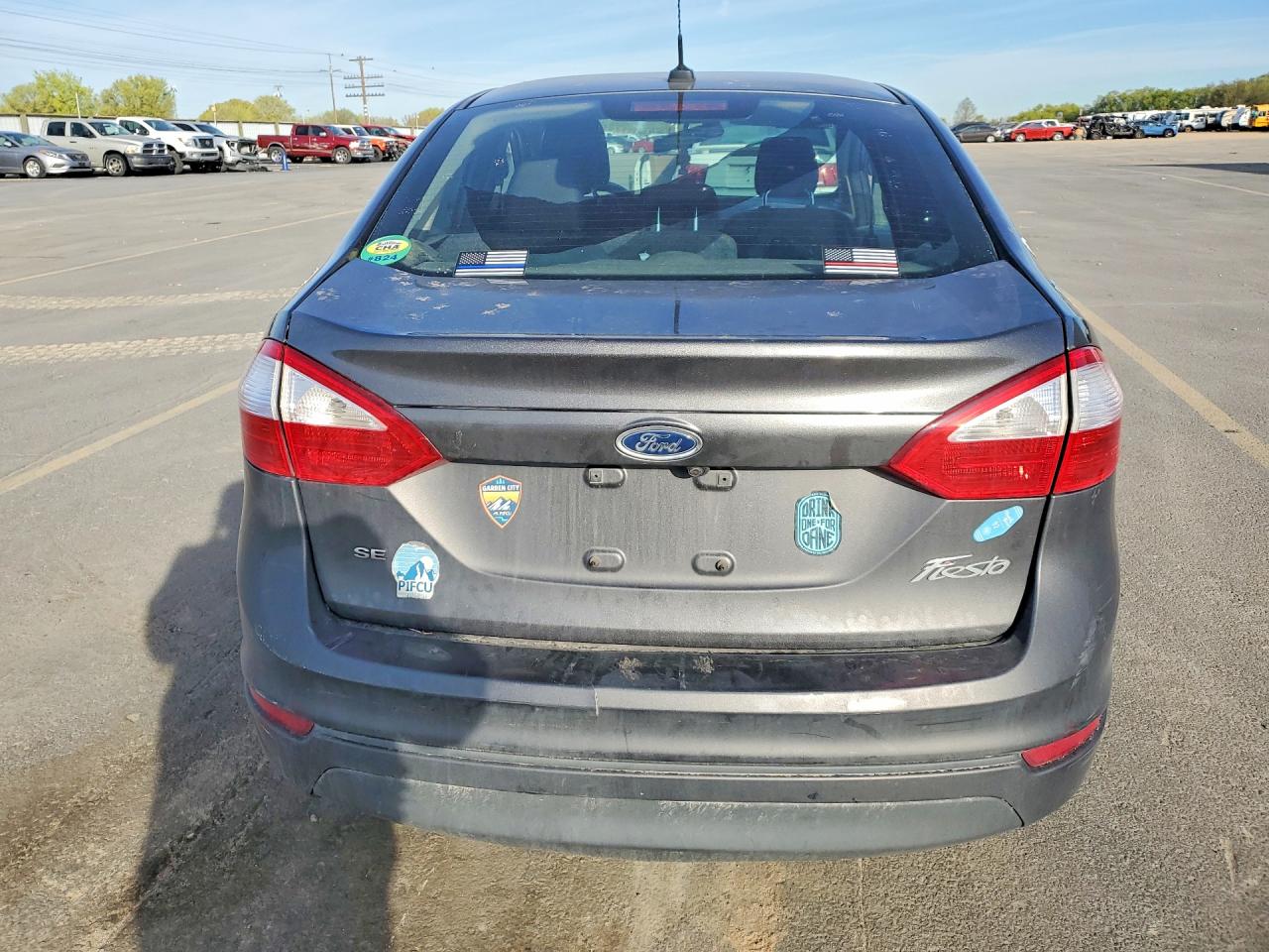 2019 FORD FIESTA SE photo 16