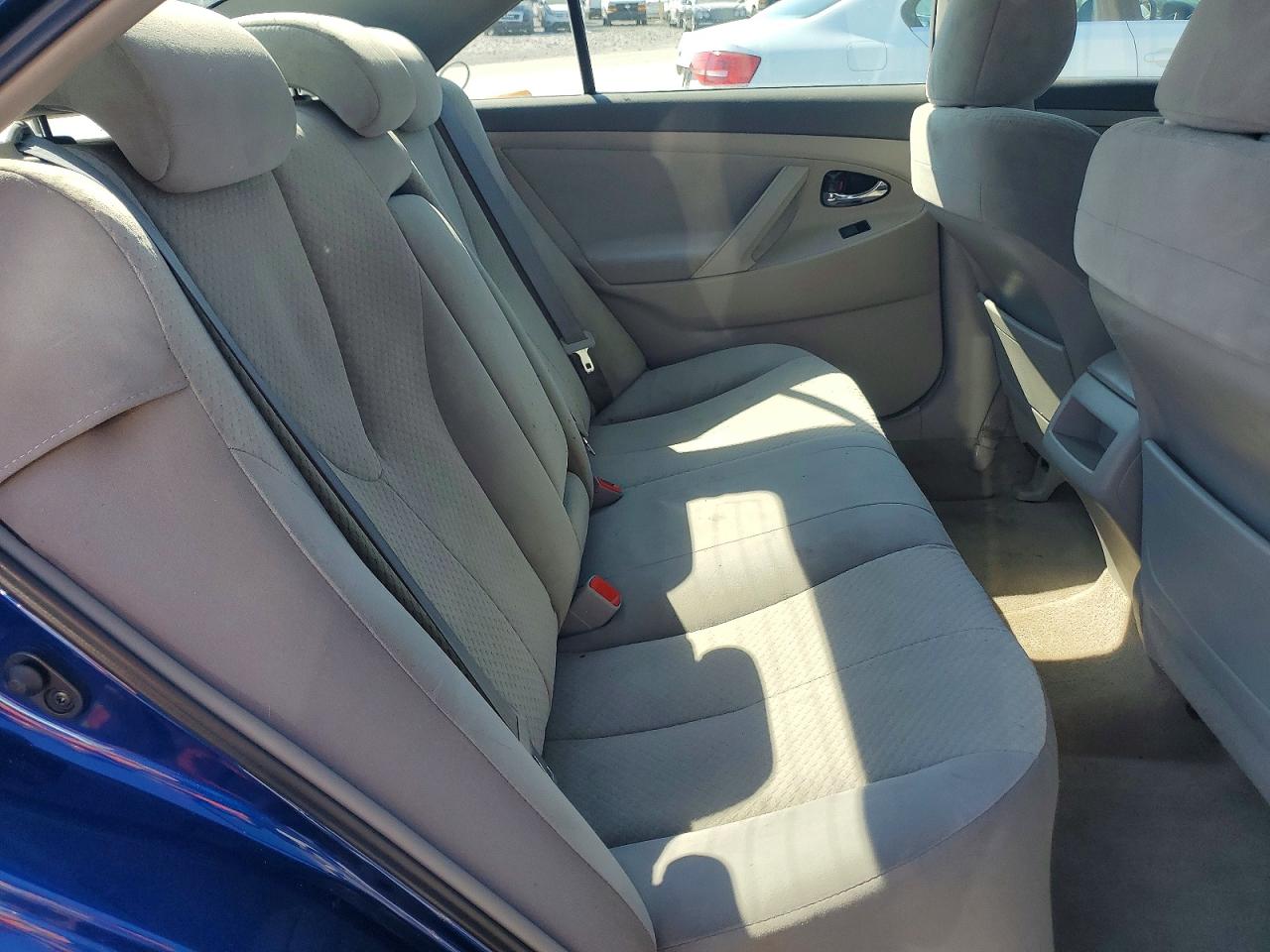 2008 TOYOTA CAMRY LE photo 28