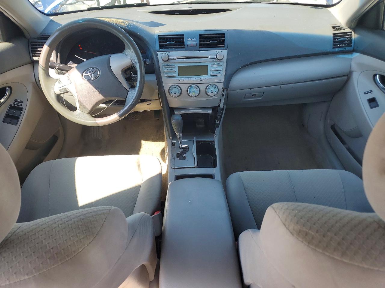 2008 TOYOTA CAMRY LE photo 22