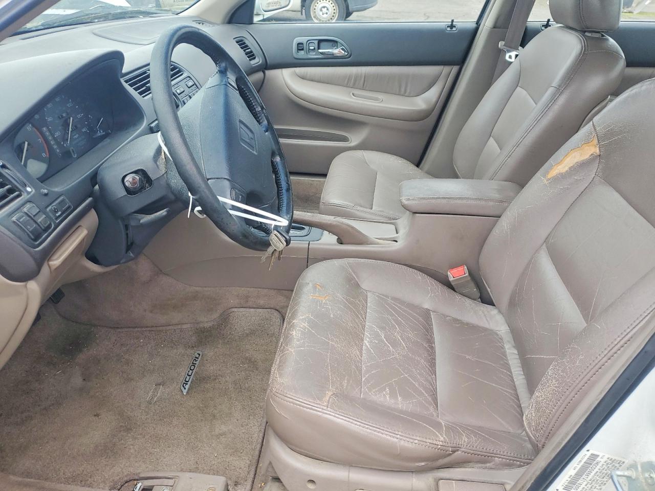 1996 HONDA ACCORD EX photo 7